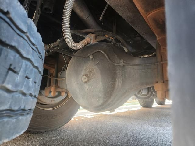 Nissan QUON 2007-12 8733036-23