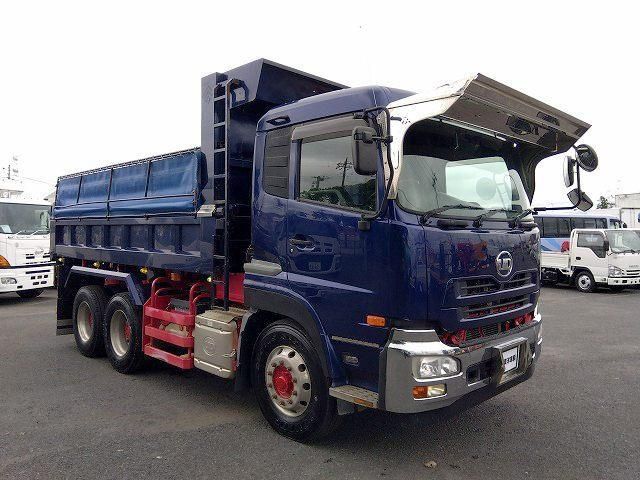 Nissan QUON 2014-12 8733032-2