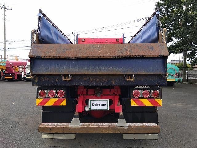 Nissan QUON 2014-12 8733032-4