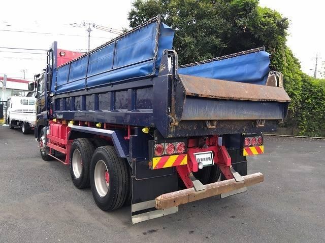 Nissan QUON 2014-12 8733032-5