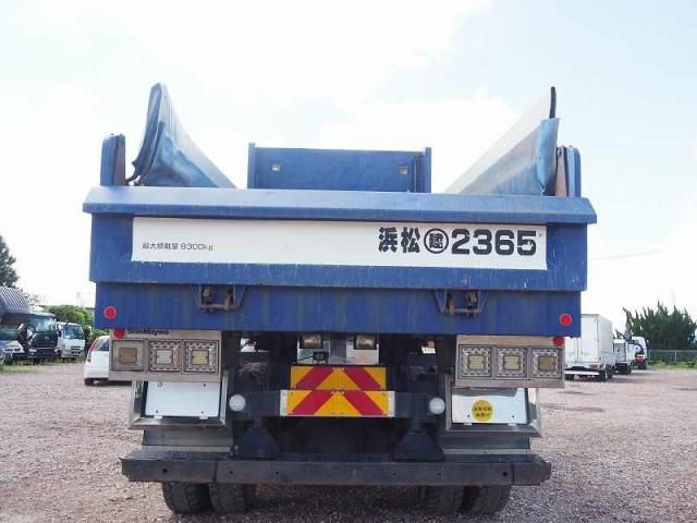 Nissan QUON 2015-01 8733035-3