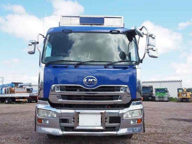 Nissan QUON 2015-01 8733035-7