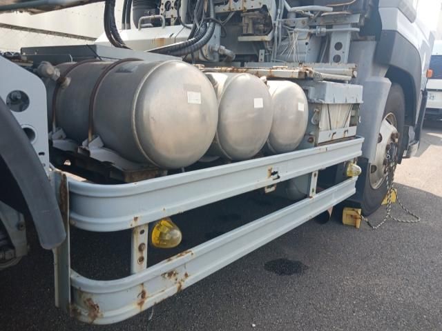 Nissan QUON 2008-08 8733050-12