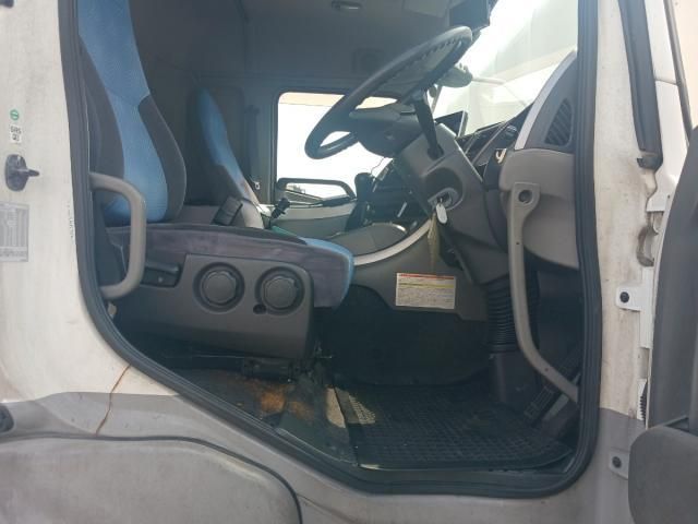 Nissan QUON 2008-08 8733050-22
