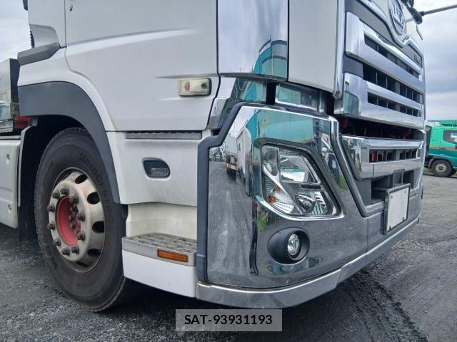 Nissan QUON 2019-01 8797245-17