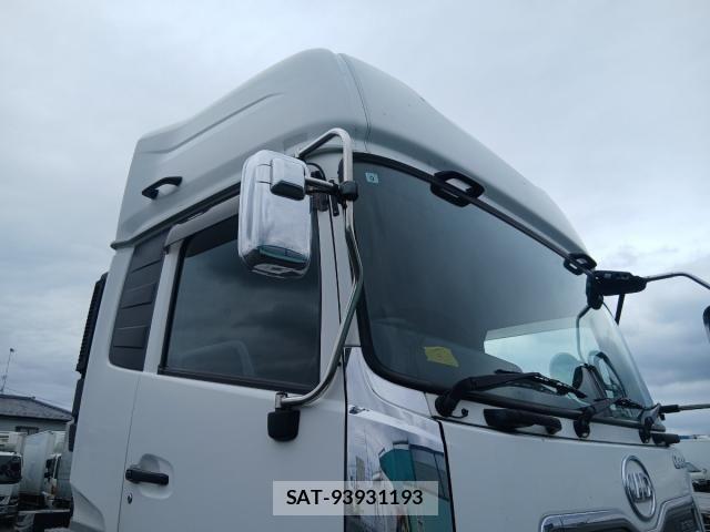 Nissan QUON 2019-01 8797245-19