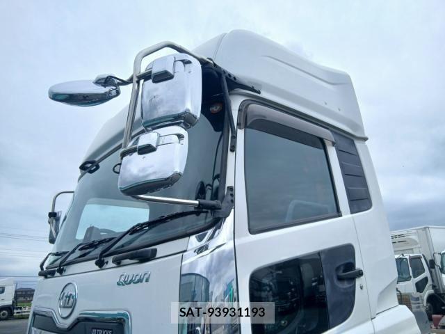 Nissan QUON 2019-01 8797245-24