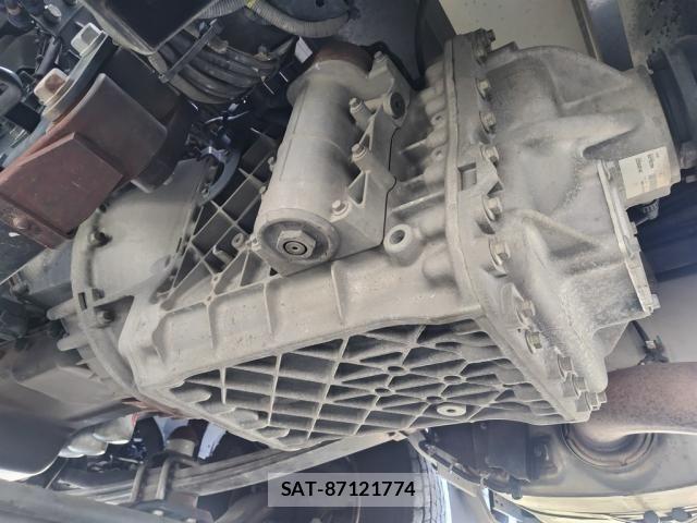 Nissan QUON 2021-03 8797243-23