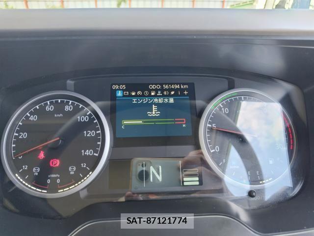 Nissan QUON 2021-03 8797243-29