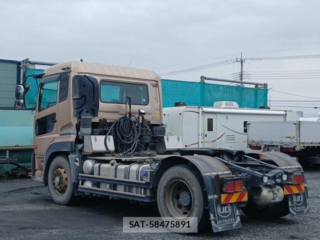 Nissan QUON 2018-01 8797247-15