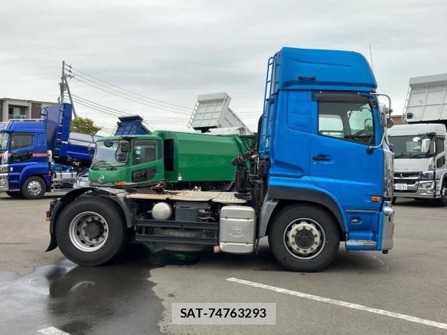 Nissan QUON 2018-06 8797244-5