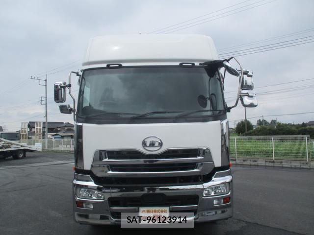 Nissan QUON 2017-05 8849638-4