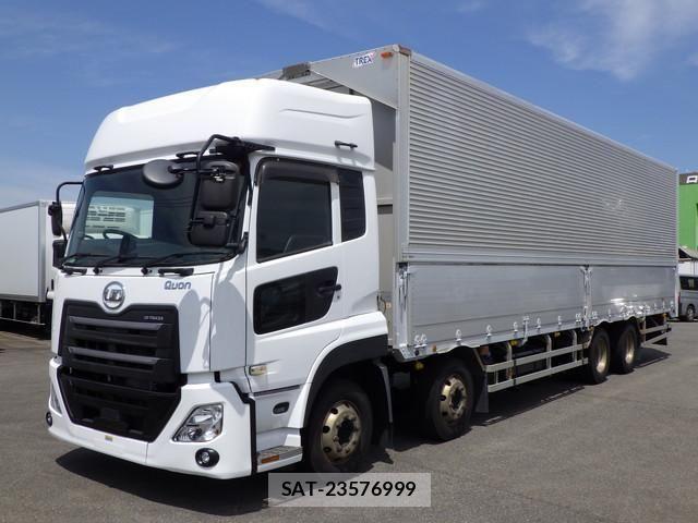 Nissan QUON 2017-08 8850445-1