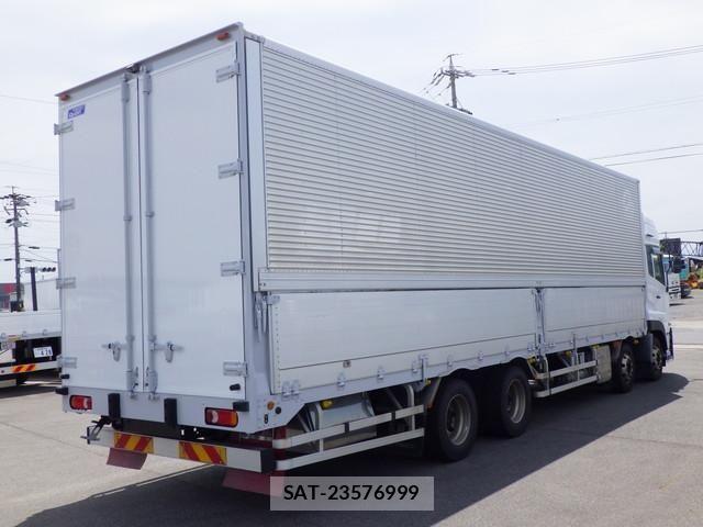 Nissan QUON 2017-08 8850445-4