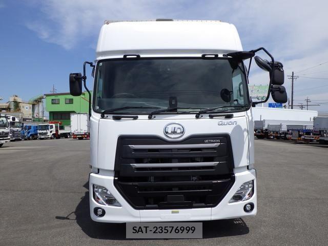 Nissan QUON 2017-08 8850445-5