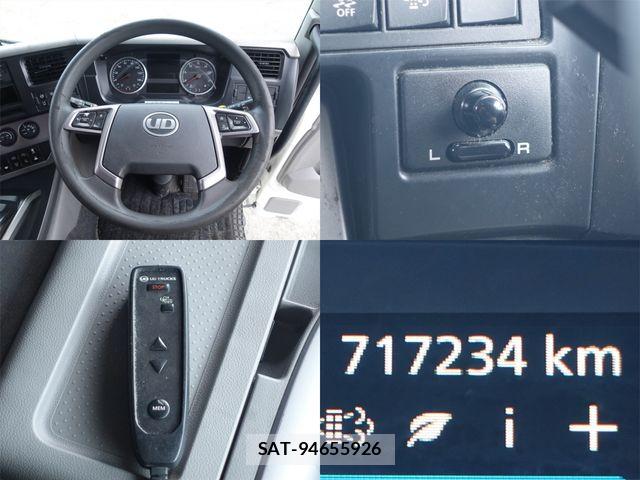 Nissan QUON 2017-11 8871899-21