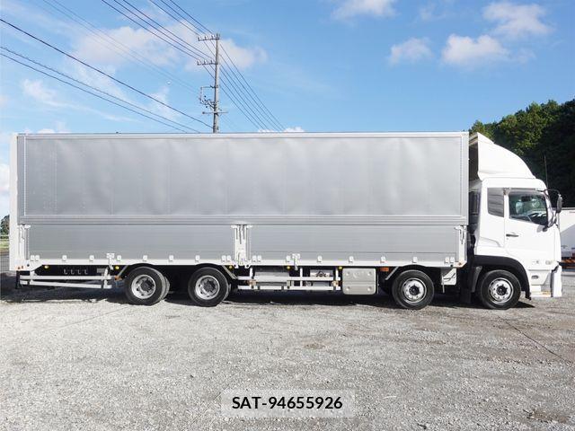 Nissan QUON 2017-11 8871899-3