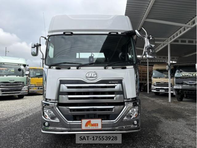 Nissan QUON 2019-01 8881753-1