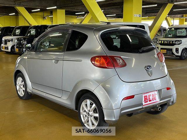 Subaru R1 2005-02 6997536-8