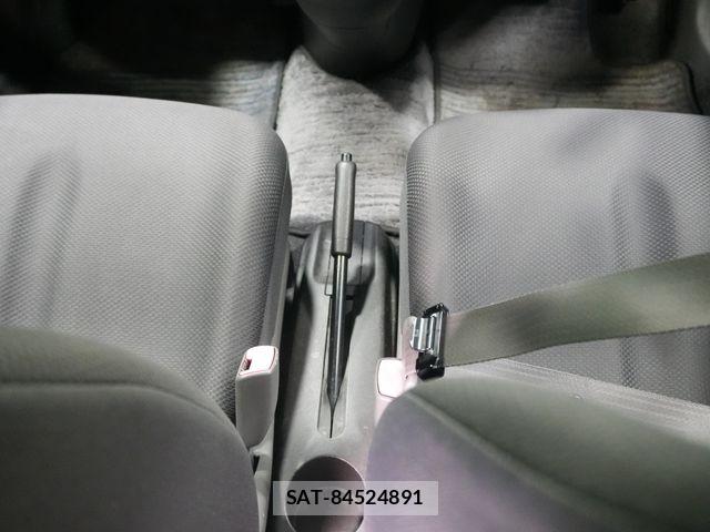 Subaru R2 2009-05 6911632-11