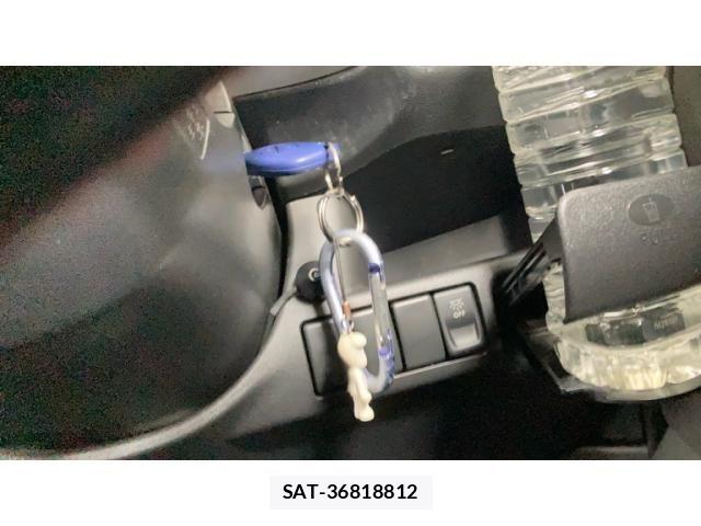 Subaru R2 2005-04 7963406-14