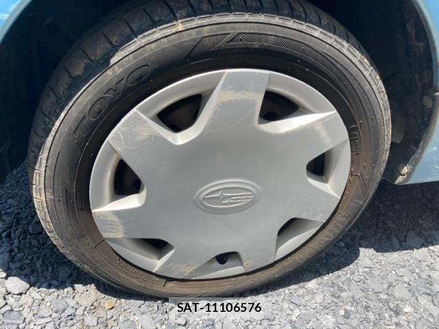 Subaru R2 2004-04 8132014-5