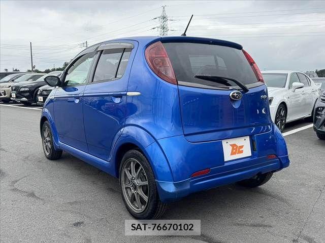 Subaru R2 2010-03 8831232-12