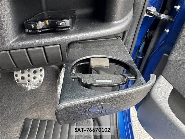 Subaru R2 2010-03 8831232-23