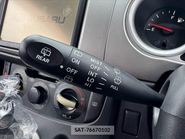 Subaru R2 2010-03 8831232-25