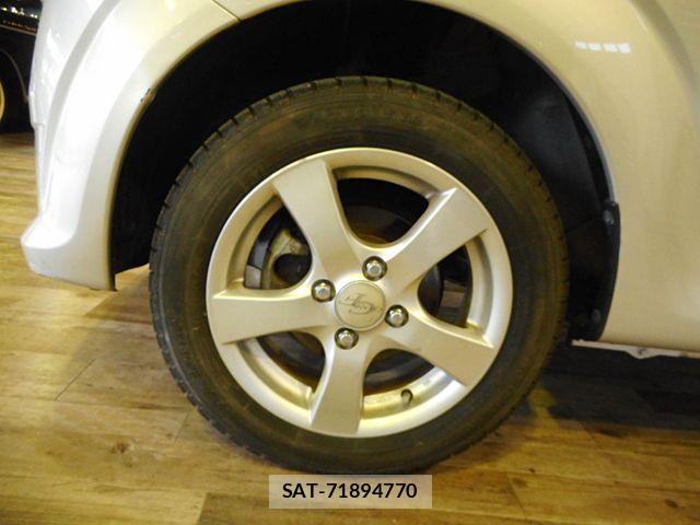 Subaru R2 2006-03 2250820-9