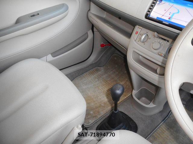 Subaru R2 2006-03 2250820-15