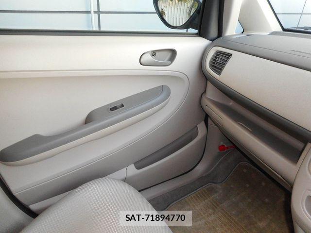 Subaru R2 2006-03 2250820-19