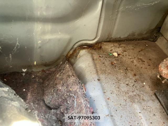 Subaru R2 2005-11 7457095-26