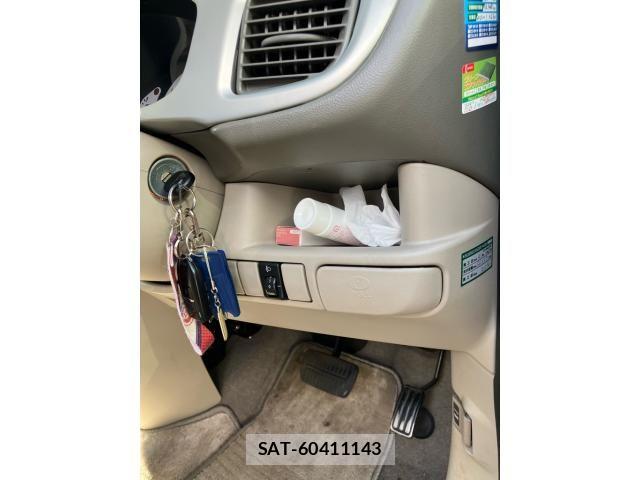 Subaru R2 2008-01 8563320-11