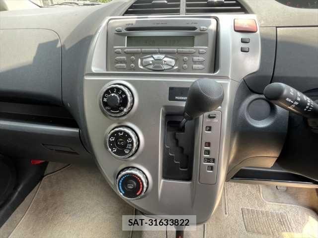 Toyota RACTIS 2007-05 1125892-16