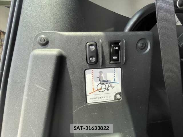 Toyota RACTIS 2007-05 1125892-5