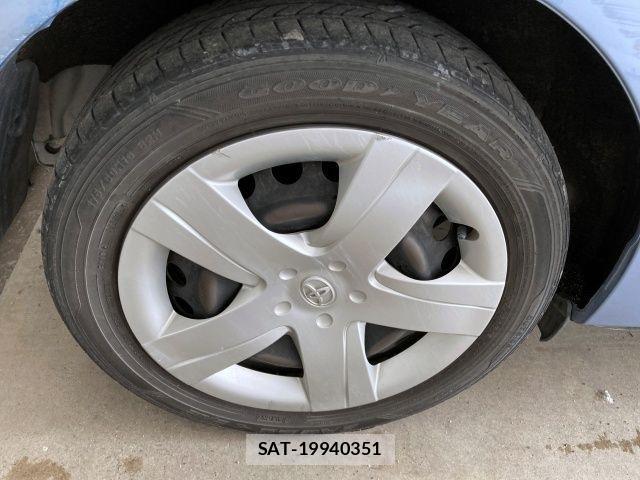Toyota RACTIS 2011-02 3774964-9