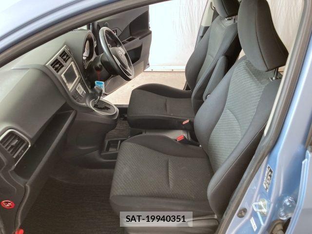 Toyota RACTIS 2011-02 3774964-14