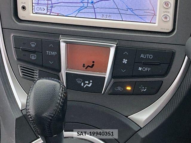 Toyota RACTIS 2011-02 3774964-20