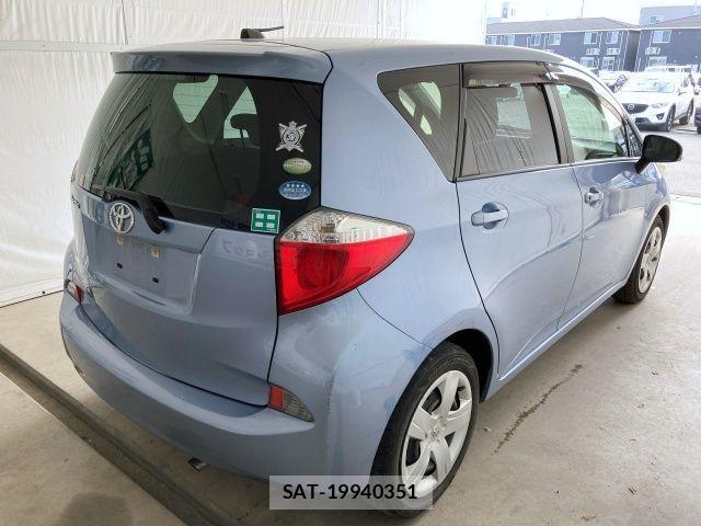 Toyota RACTIS 2011-02 3774964-4