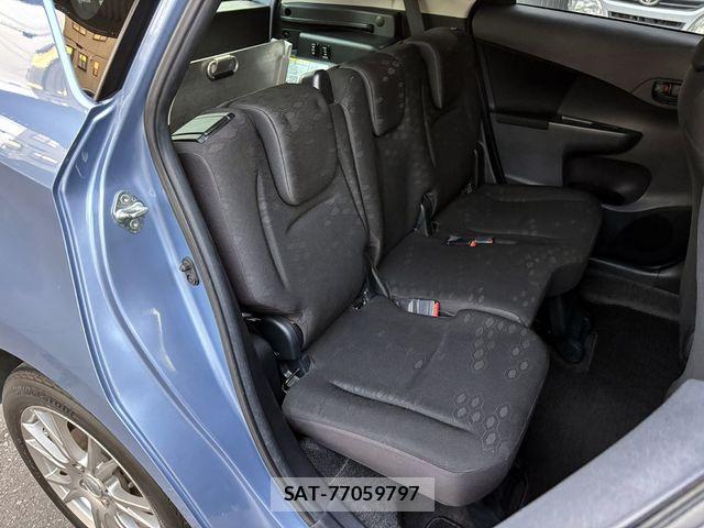 Toyota RACTIS 2012-03 3909178-15