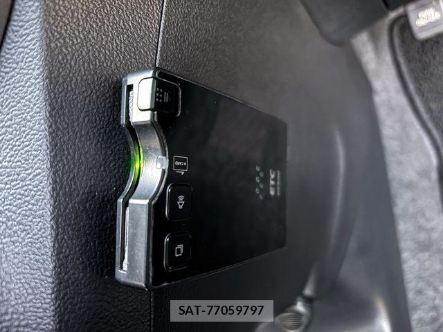 Toyota RACTIS 2012-03 3909178-19