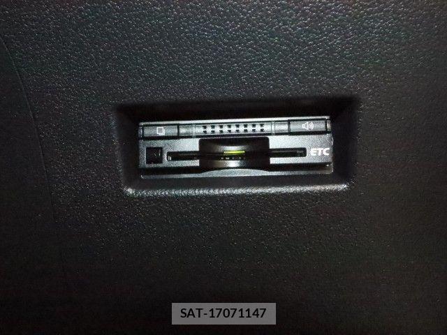 Toyota RACTIS 2013-05 6682829-20