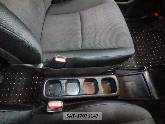 Toyota RACTIS 2013-05 6682829-22