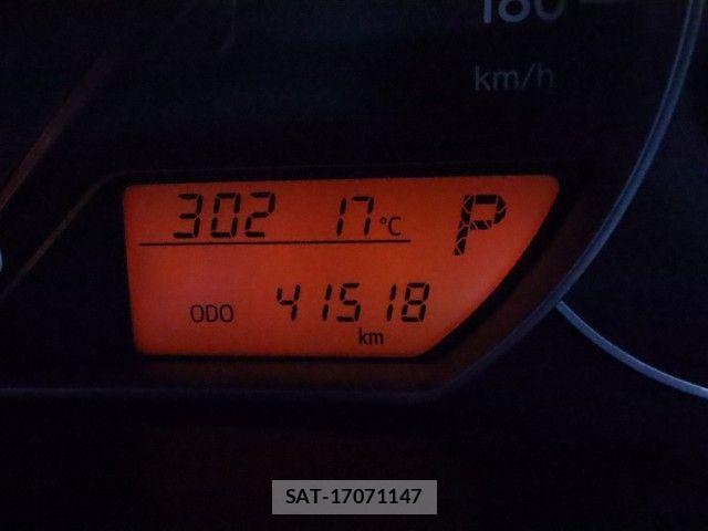 Toyota RACTIS 2013-05 6682829-28