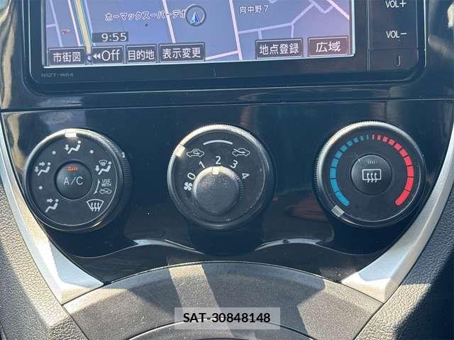 Toyota RACTIS 2015-11 6911631-10