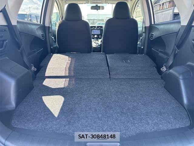 Toyota RACTIS 2015-11 6911631-13