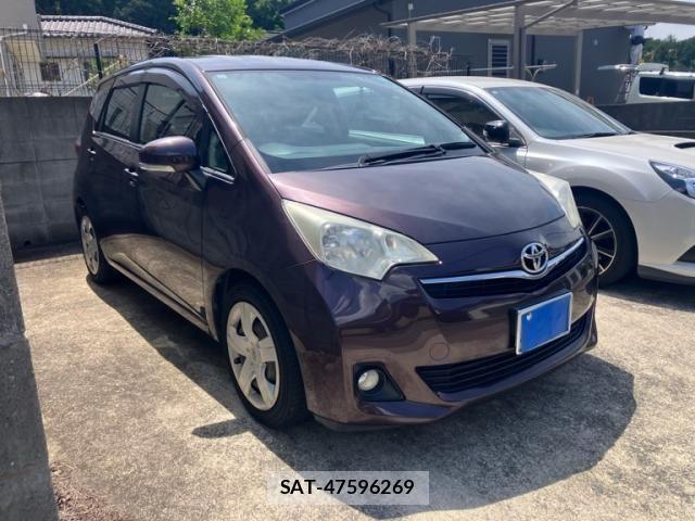 Toyota RACTIS 2011-11 6911647-1