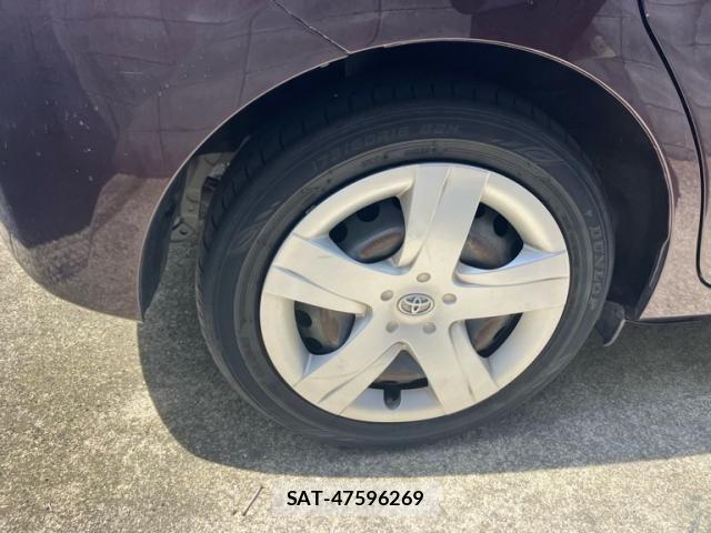 Toyota RACTIS 2011-11 6911647-5