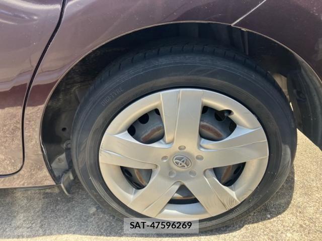 Toyota RACTIS 2011-11 6911647-6